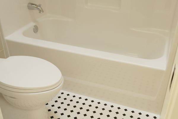 Fiberglass Tub Replacement in Granger